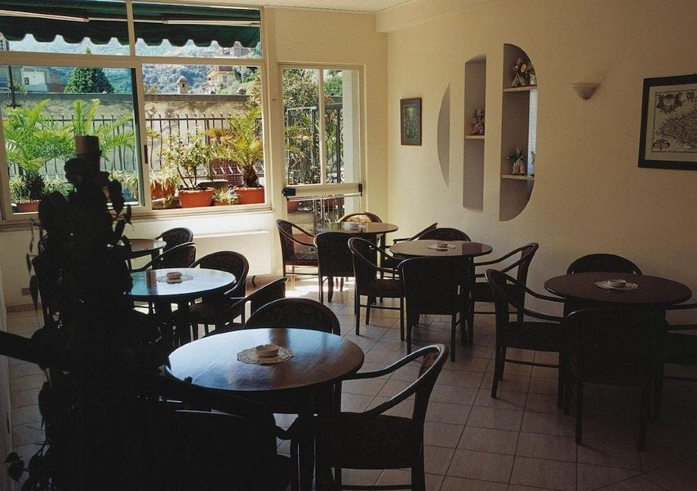 Hotel Delle Palme Летоянни Экстерьер фото