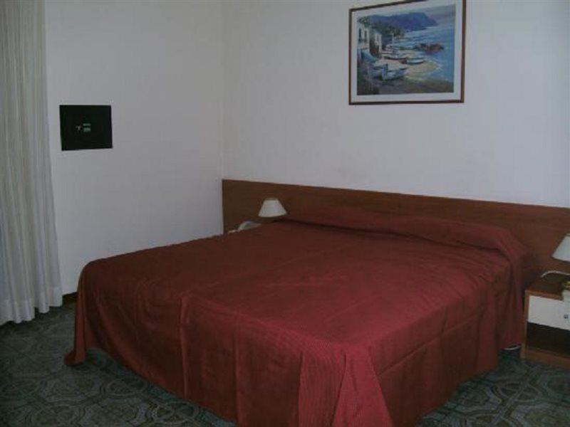 Hotel Delle Palme Летоянни Экстерьер фото