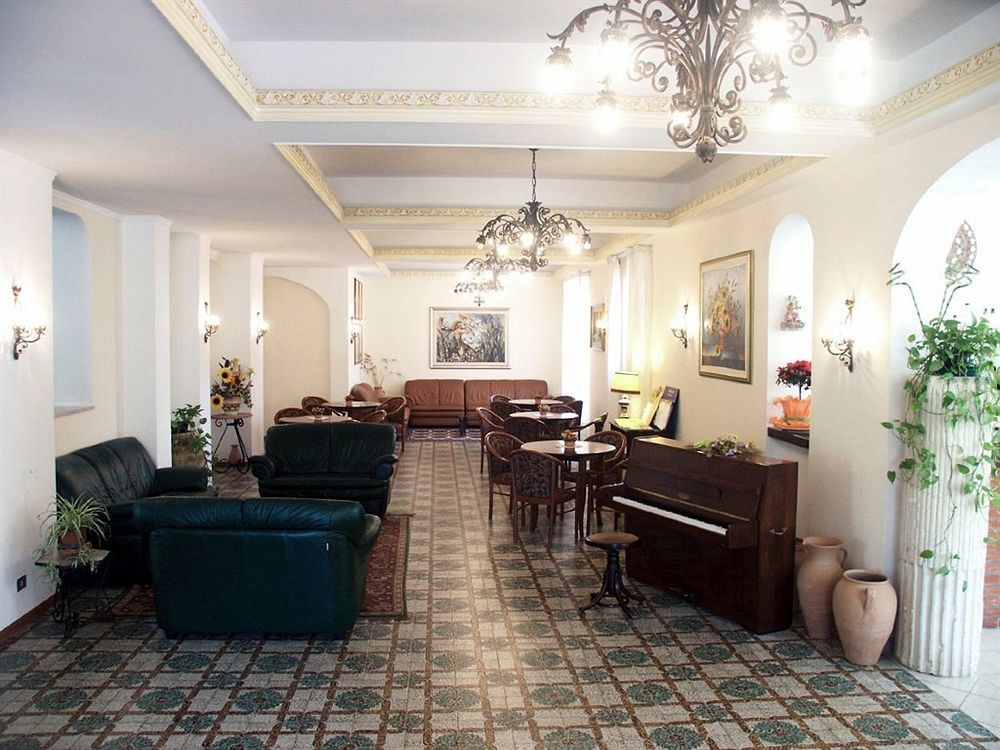 Hotel Delle Palme Летоянни Экстерьер фото