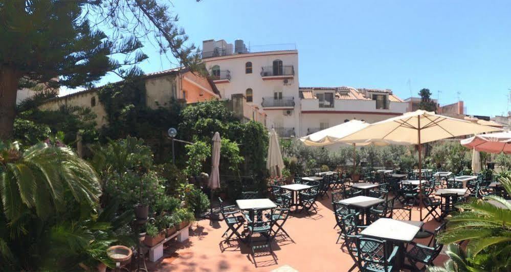 Hotel Delle Palme Летоянни Экстерьер фото